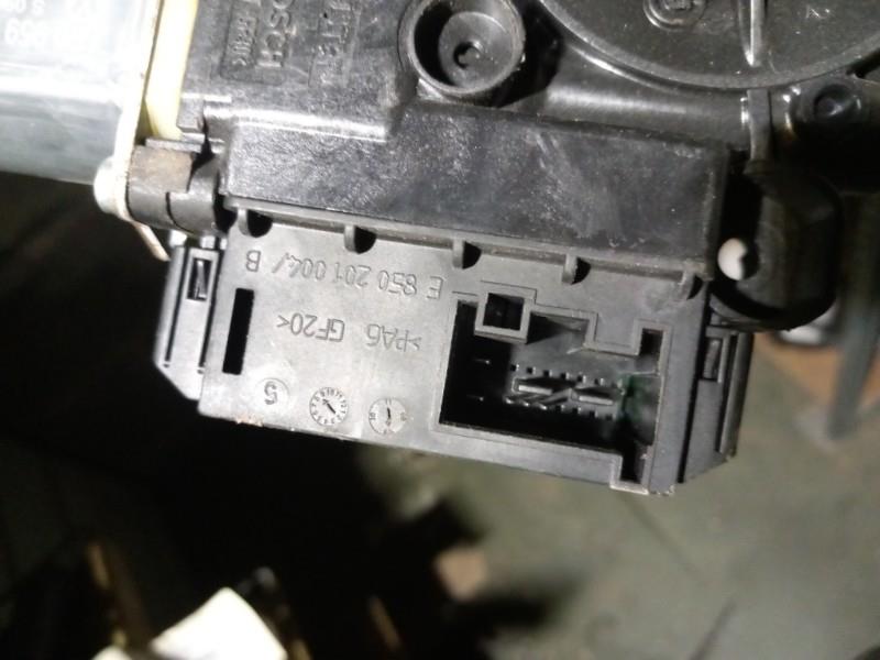 Motore alzacristalli posteriore sinistro VOLKSWAGEN POLO 5 PHASE 1 Diésel - 1