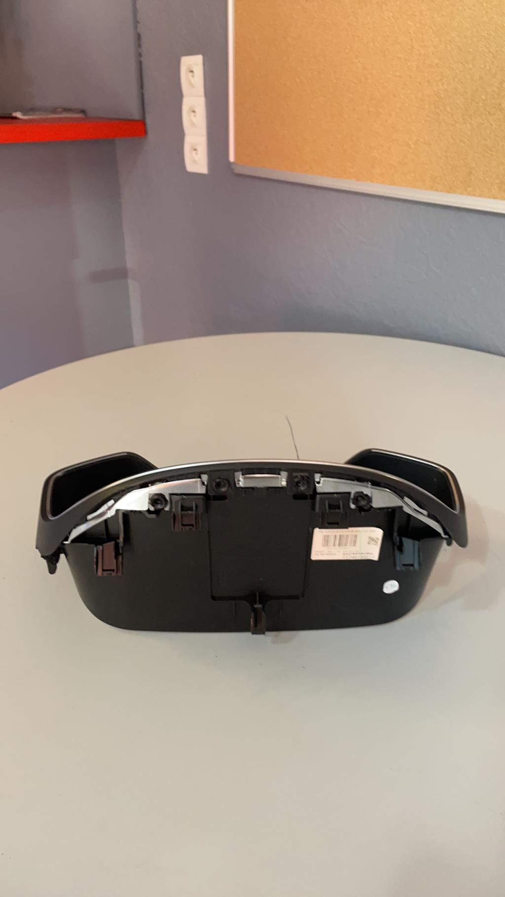 Casquette tableau de bord RENAULT CLIO 5  - 1
