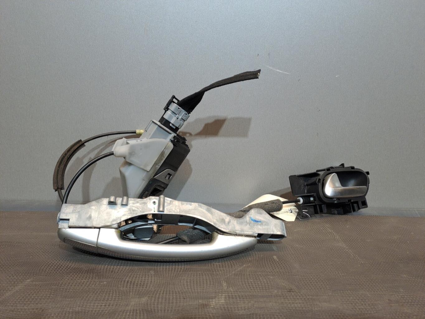Serrure avant droit CITROEN C5 2 BREAK Diesel - 1