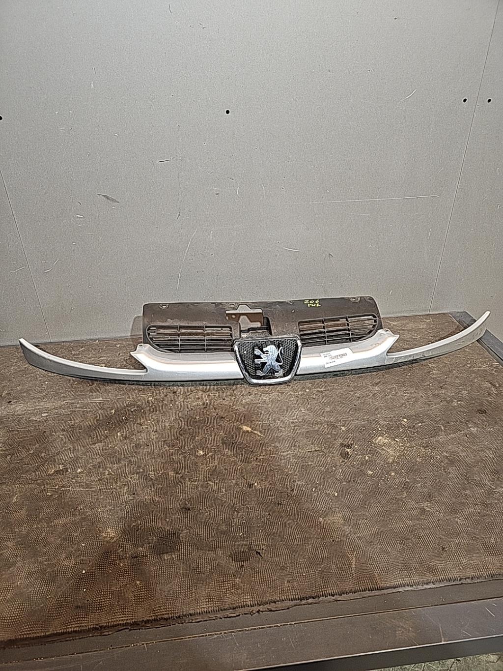 Calandre PEUGEOT 206 PHASE 2  - 1