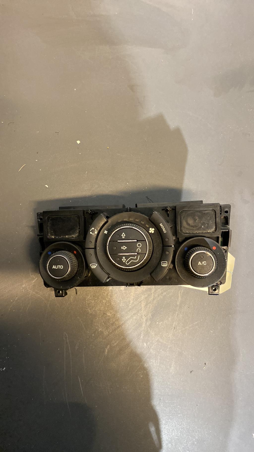 Commande chauffage PEUGEOT 308 1 SW PHASE 1 BREAK Diesel - 1