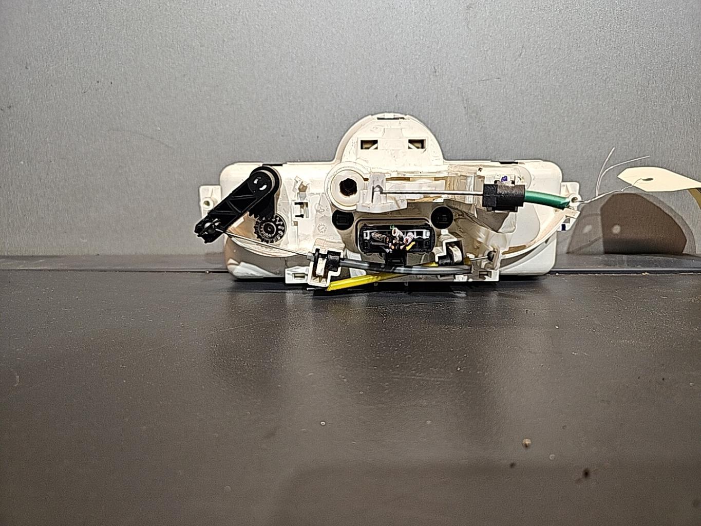 Commande chauffage RENAULT MODUS PHASE 1 Diesel - 1