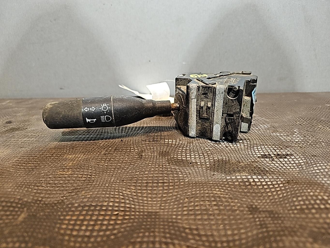 Commande de phare RENAULT R19  - 1