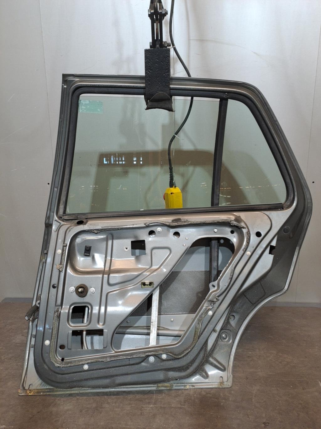 Puerta trasera derecha RENAULT CLIO 1 PHASE 2 Diésel - 1