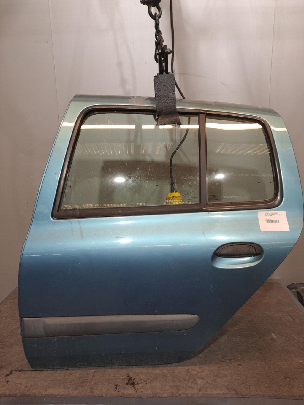 Puerta trasera izquierda RENAULT CLIO 2 PHASE 2 Diésel - 1
