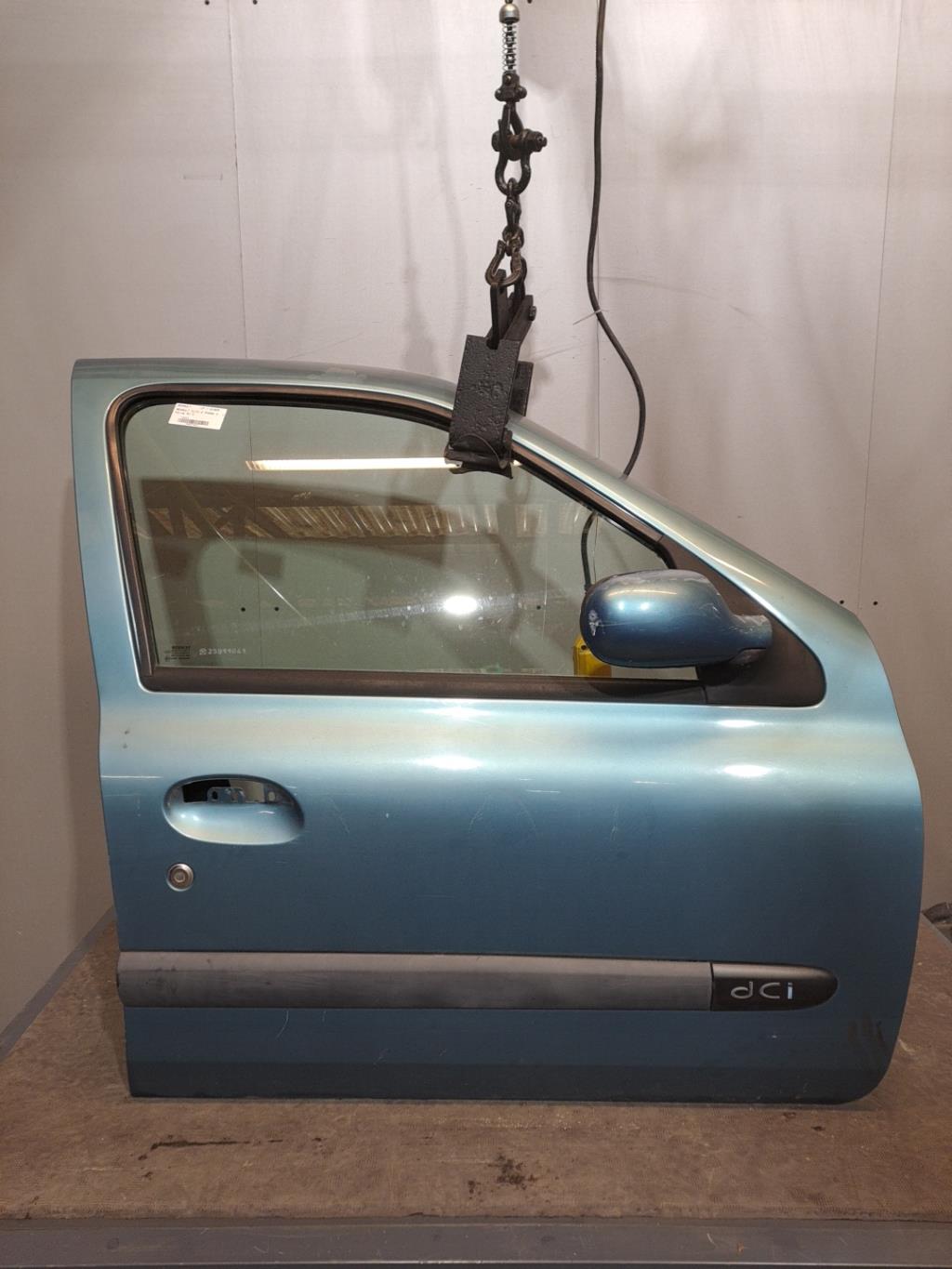 Puerta delantera derecha RENAULT CLIO 2 PHASE 2 Diésel - 1