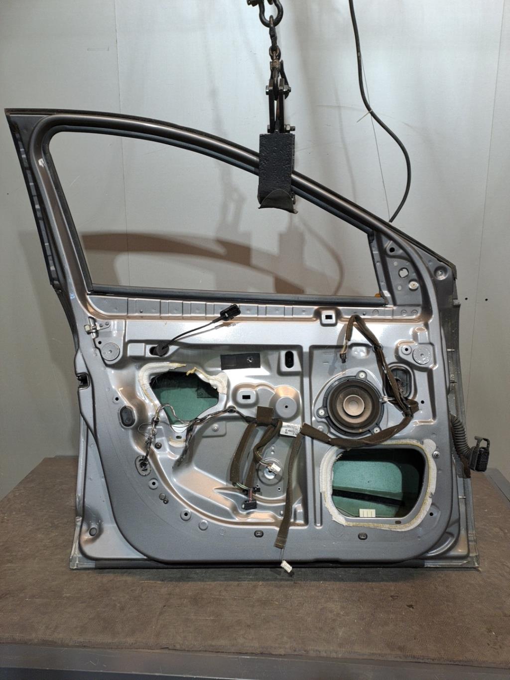 Porte avant gauche RENAULT MEGANE 3 PHASE 1 BREAK Diesel - 1