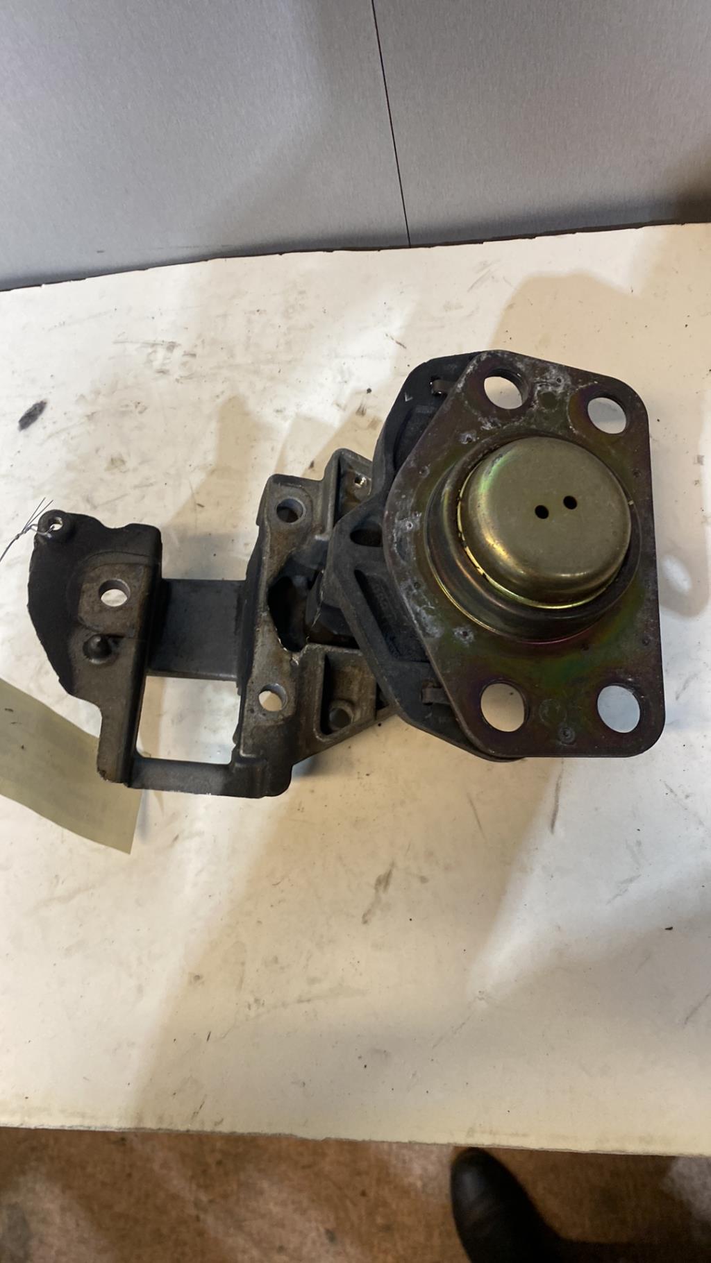 Support moteur RENAULT CLIO 1 PHASE 2 Diesel - 1