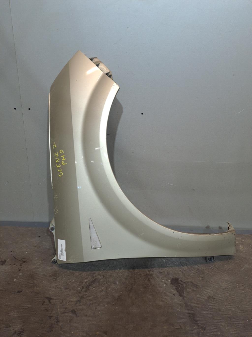 Aile avant droit RENAULT SCENIC 2 PHASE 2  - 1