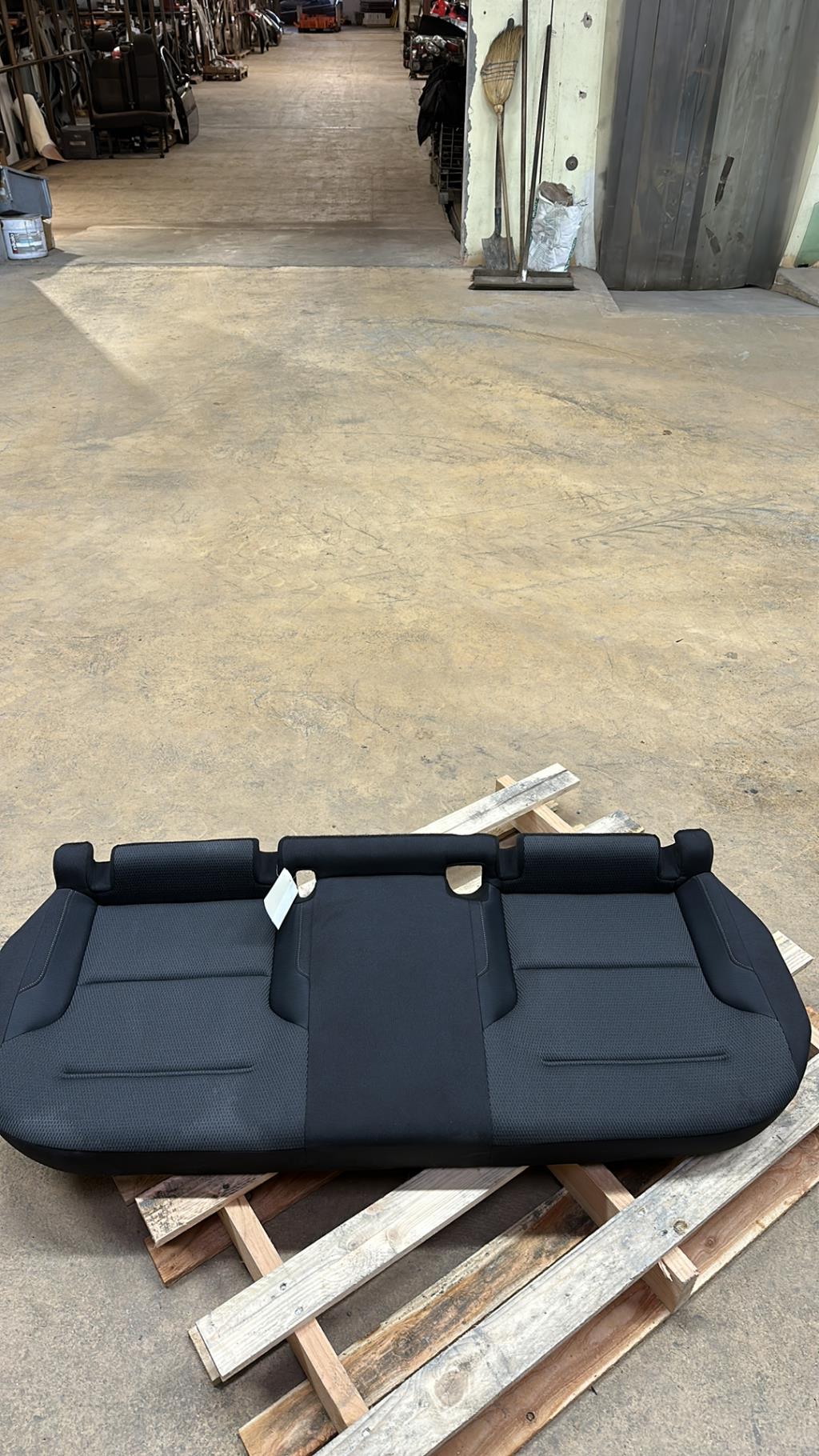 Banquette arriere VOLKSWAGEN GOLF 5  - 1