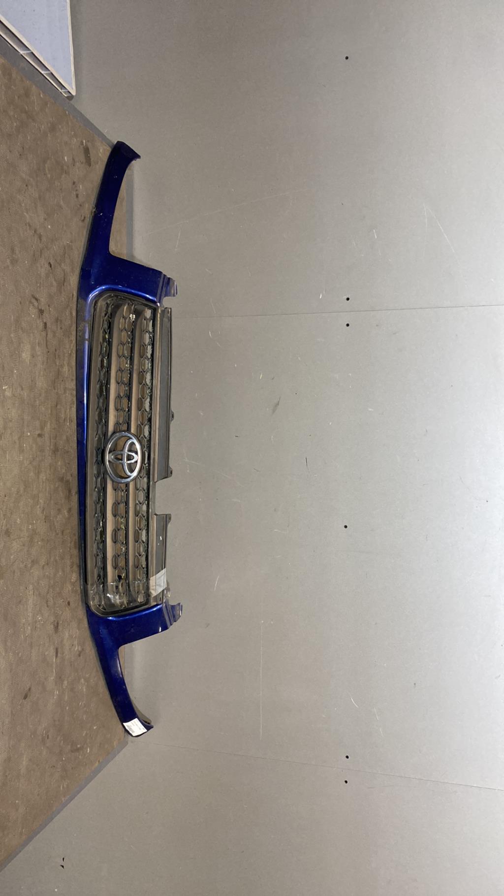Calandre TOYOTA RAV4 2 PHASE 1 Diesel - 1