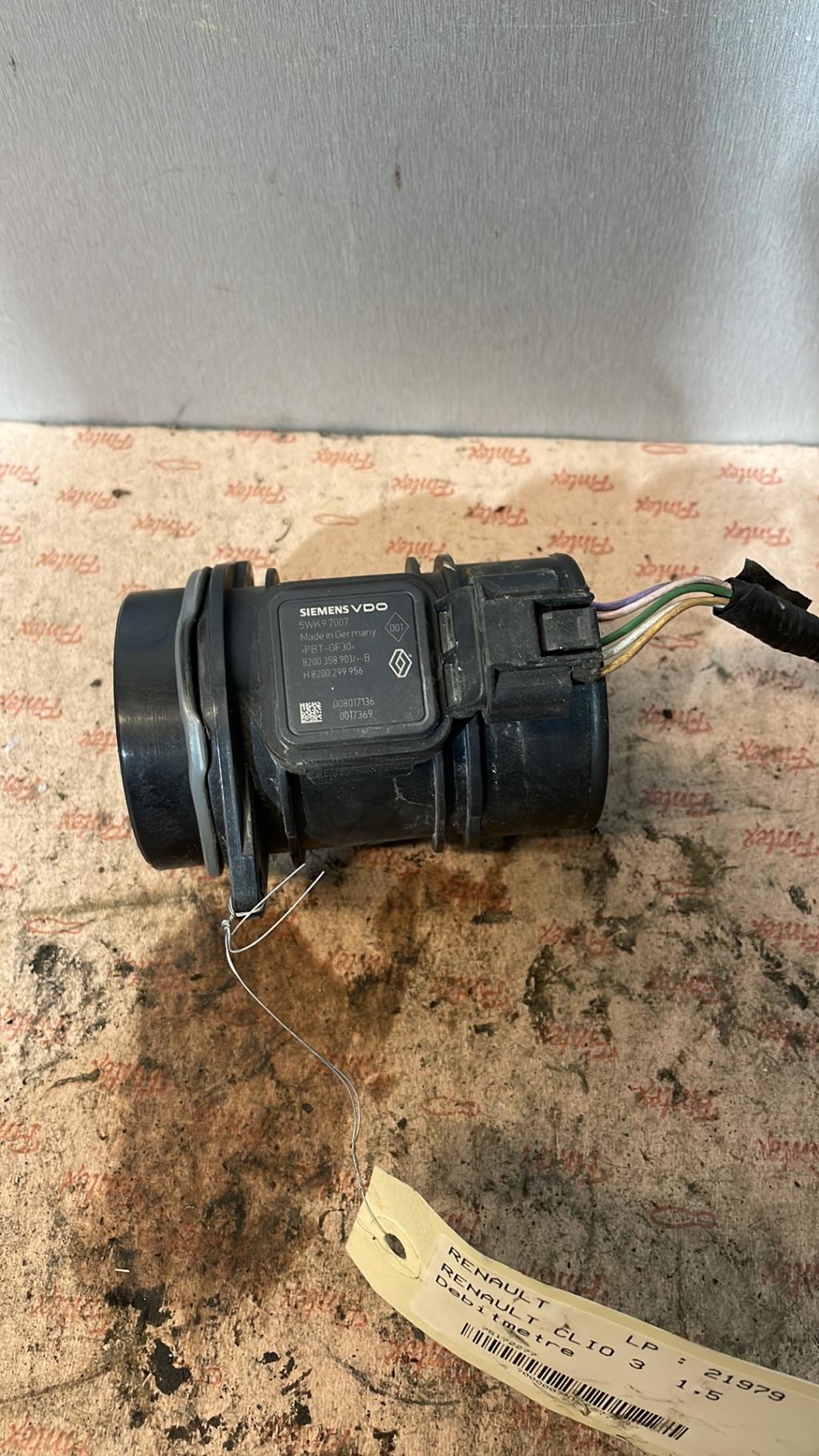 Debitmetre RENAULT CLIO 3 PHASE 1 Diesel - 1