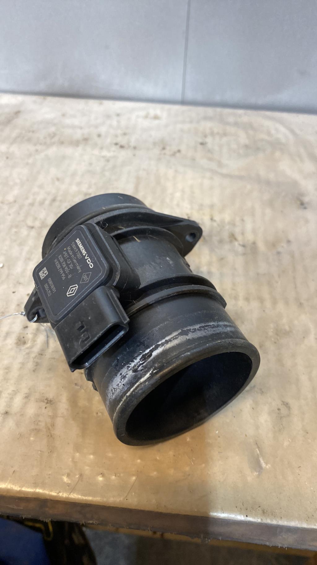 Debitmetre RENAULT CLIO 3 PHASE 1 Diesel - 1
