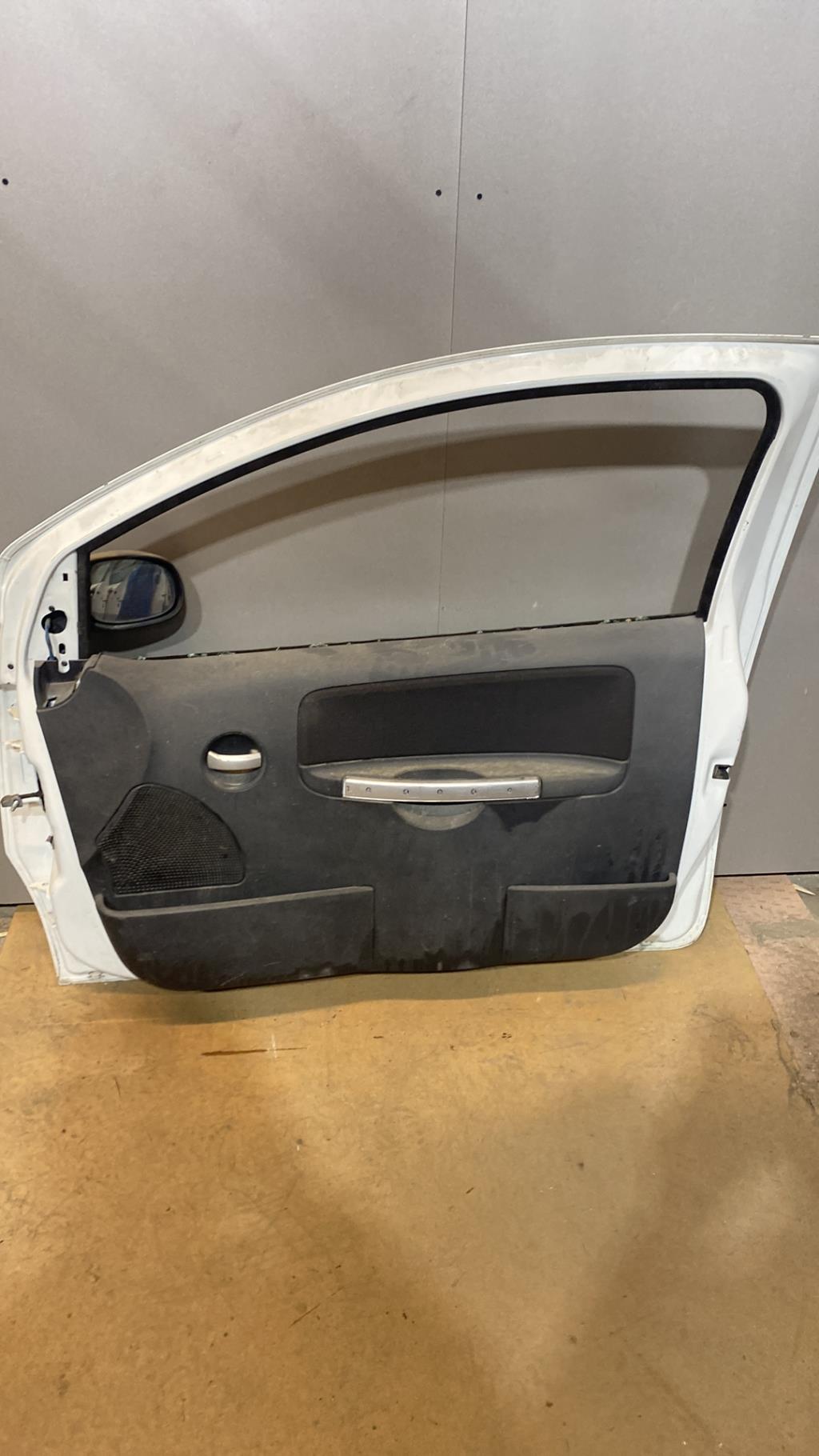Puerta delantera derecha CITROEN C2 PHASE 1 Diésel - 1