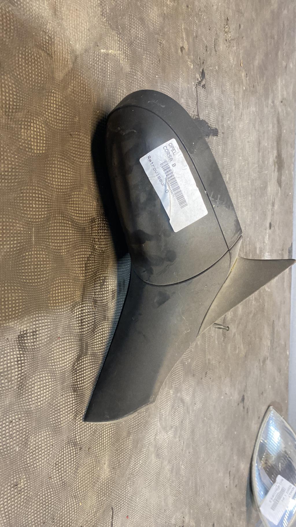 Retrovisor derecho OPEL CORSA B  - 1