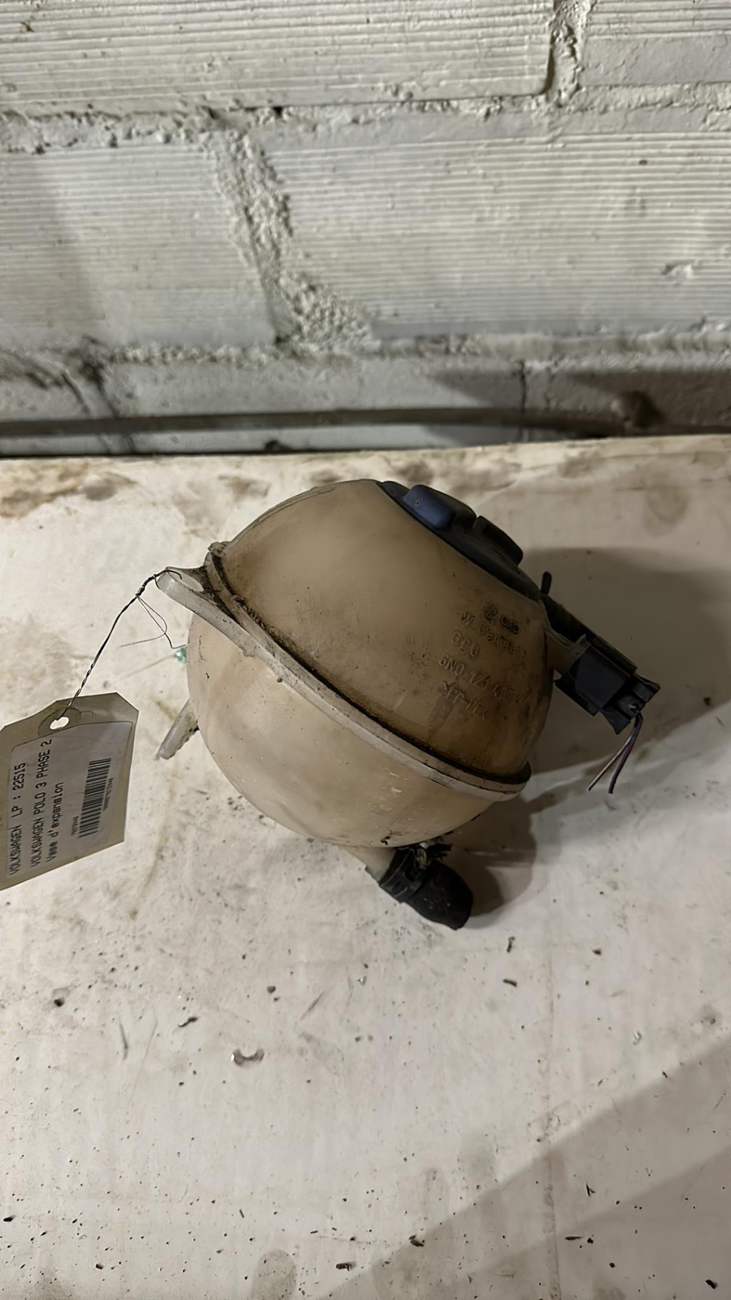 Vase d'expansion VOLKSWAGEN POLO 3 PHASE 2 Essence - 1