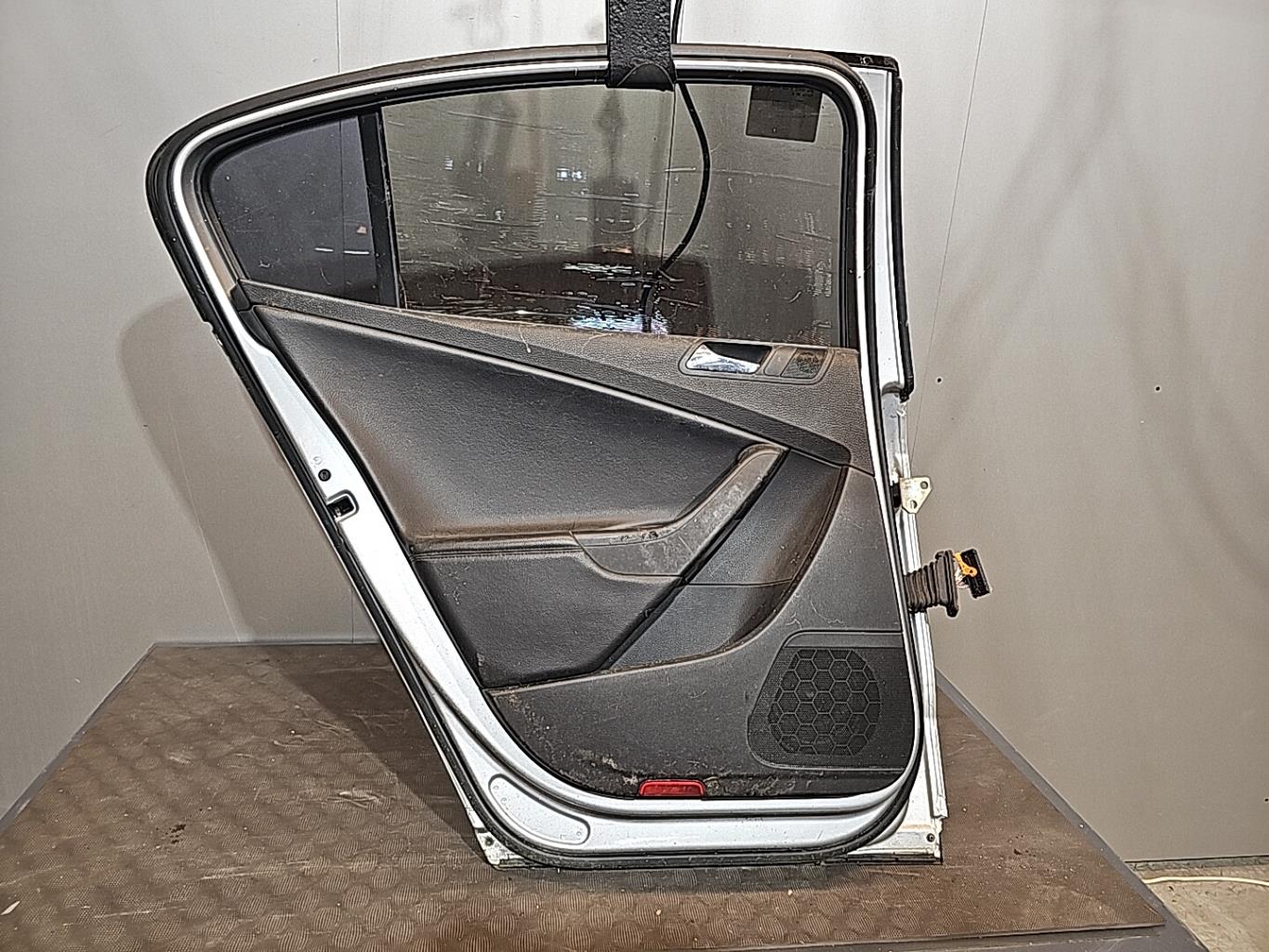 Porte arriere gauche BMW SERIE 5 E60 PHASE 2 Diesel - 1