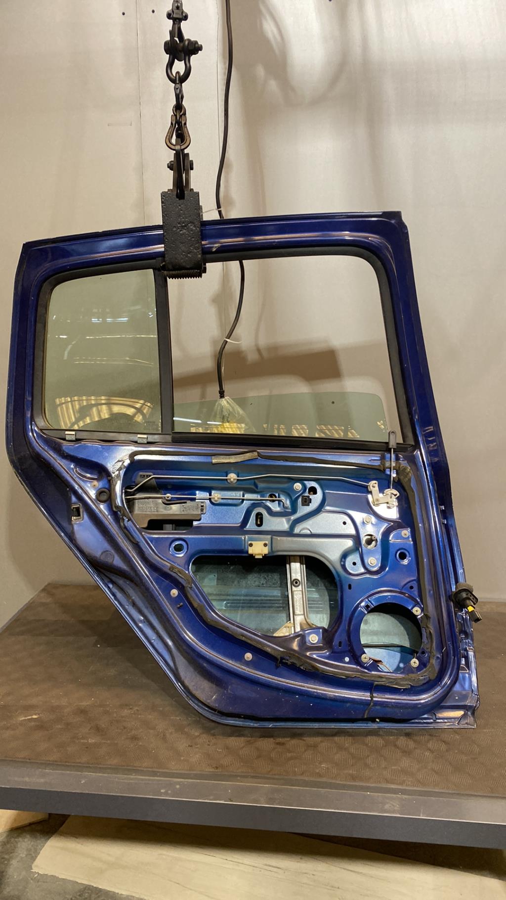 Porte arriere gauche RENAULT CLIO 2 PHASE 1 Essence - 1