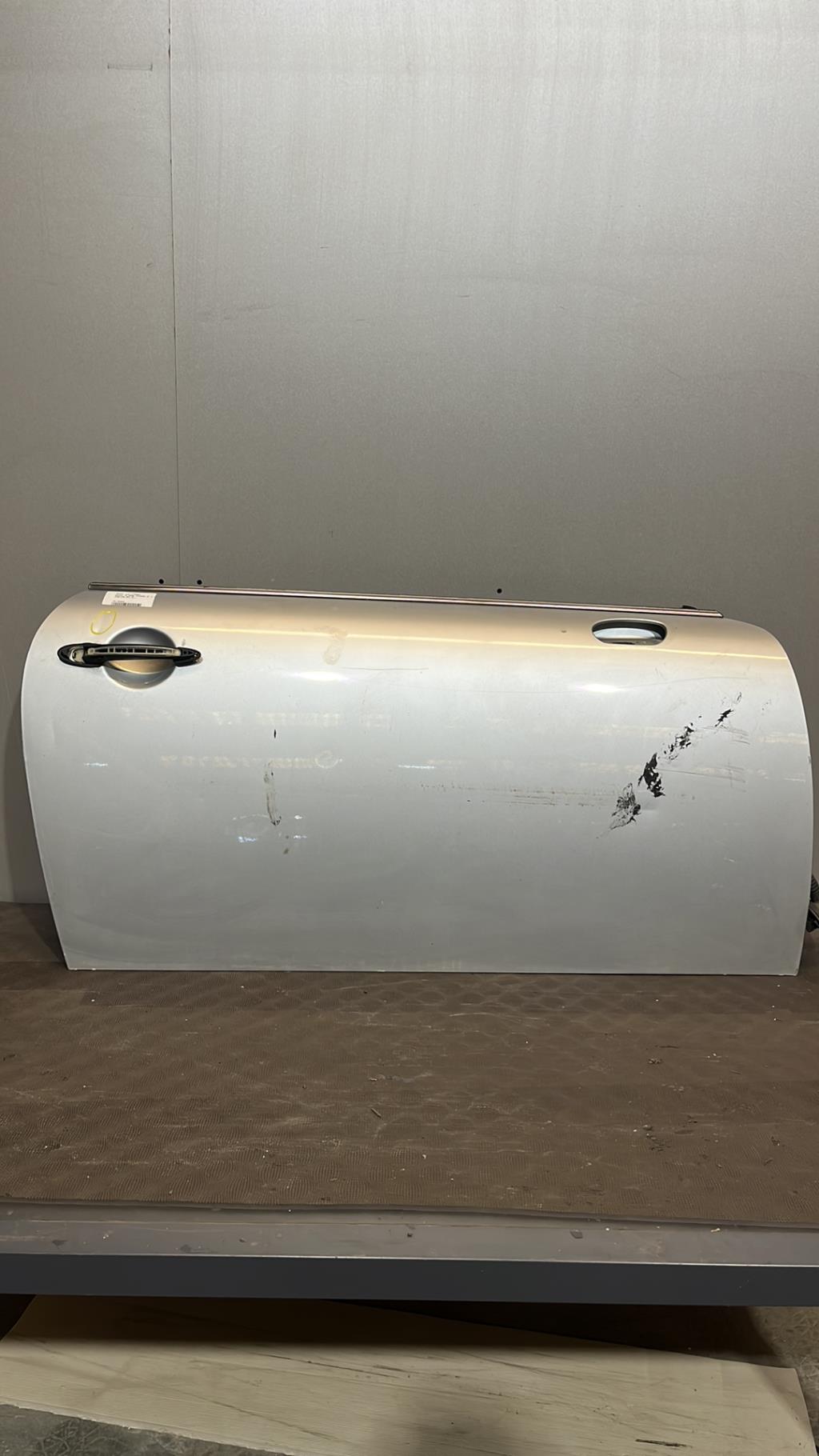 Porte avant droit MINI MINI 2 R56 PHASE 2 Essence - 1