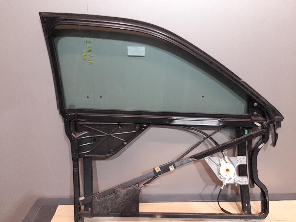 Vitre avant gauche AUDI A3 1 PHASE 1 Essence - 1