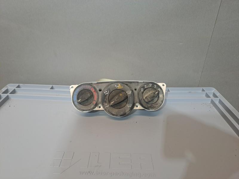 Commande chauffage FORD FOCUS 1 BREAK Diesel - 1