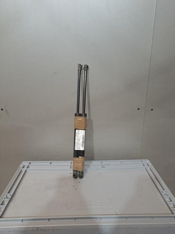 Verin de coffre VOLKSWAGEN GOLF 6 Diesel - 1