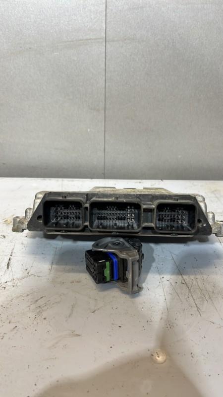 Calculateur PEUGEOT 206 Diesel - 1