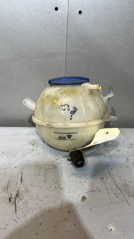 Vase d'expansion VOLKSWAGEN GOLF 5 Diesel - 1