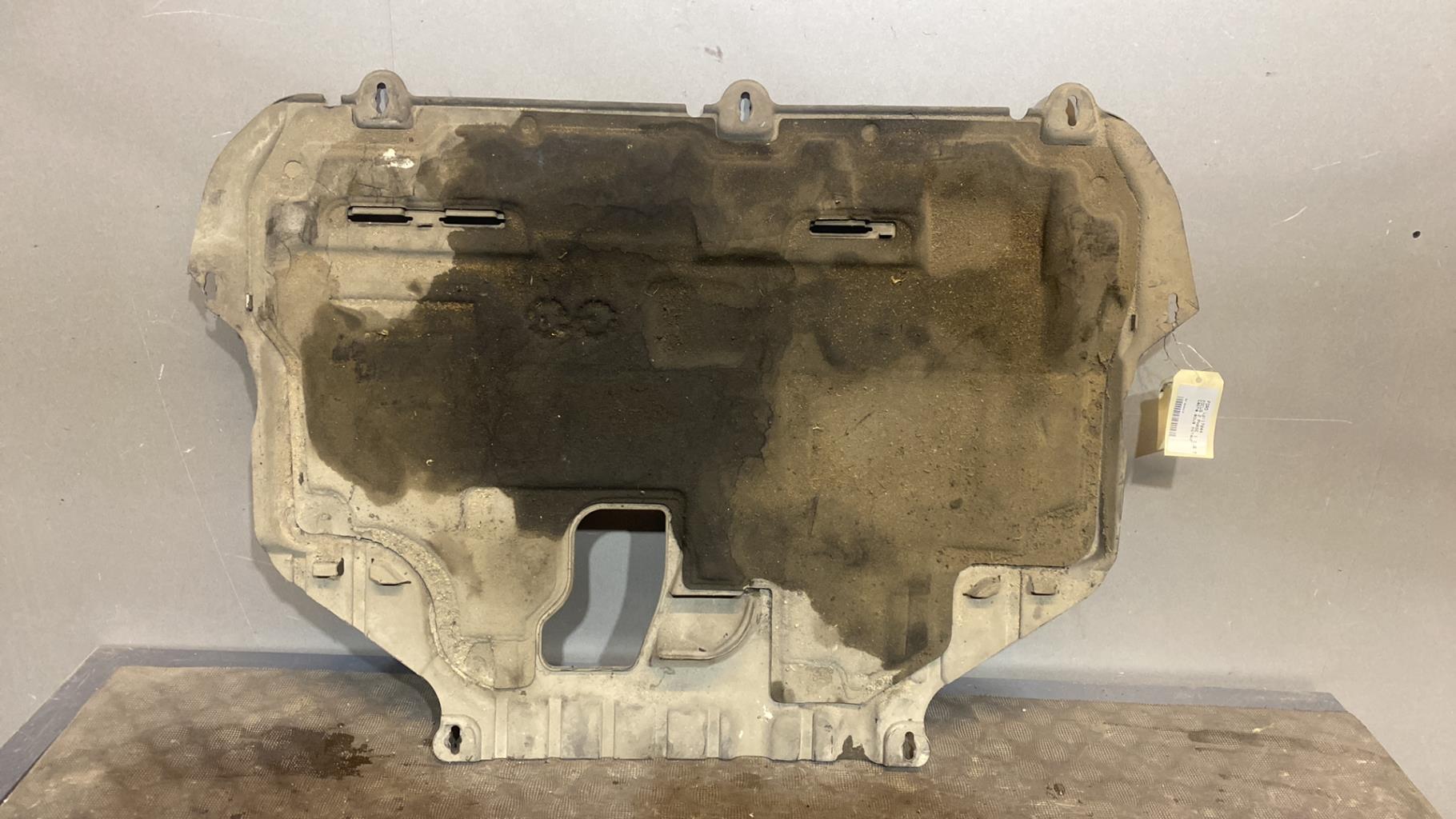 Cache sous moteur FORD FOCUS 2 PHASE 1 Essence - 1