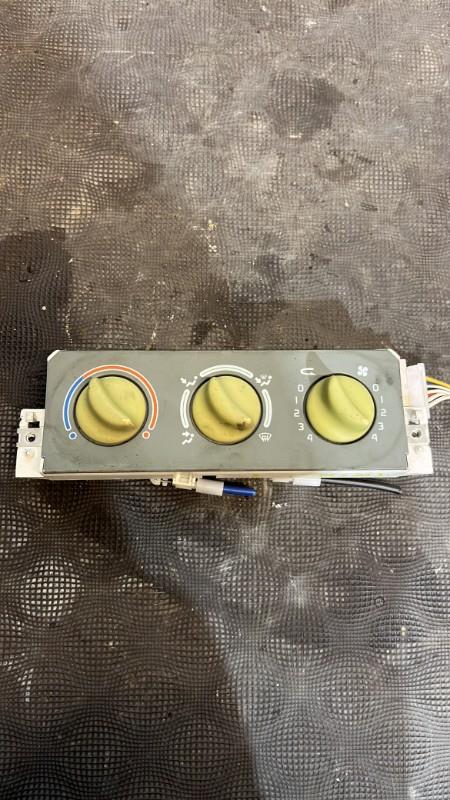 Commande chauffage RENAULT TWINGO 1 PHASE 3 Essence - 1
