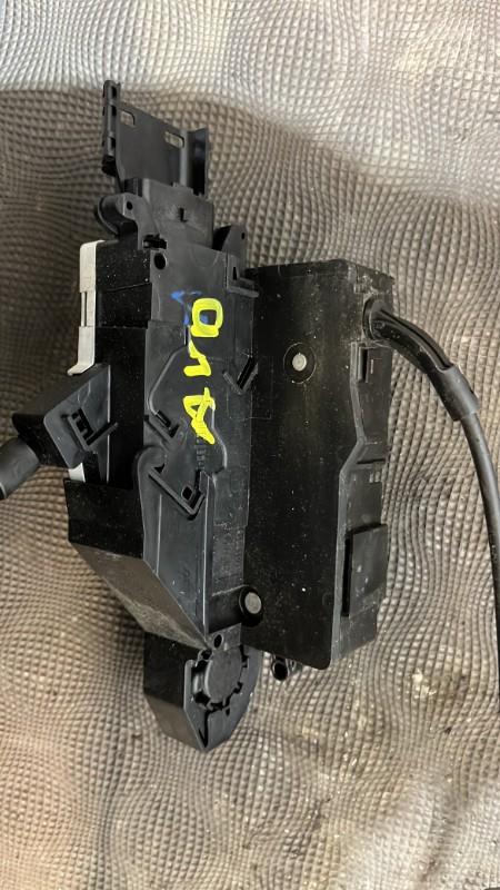 Serrure avant droit CITROEN C3 PICASSO PHASE 1 Diesel - 1