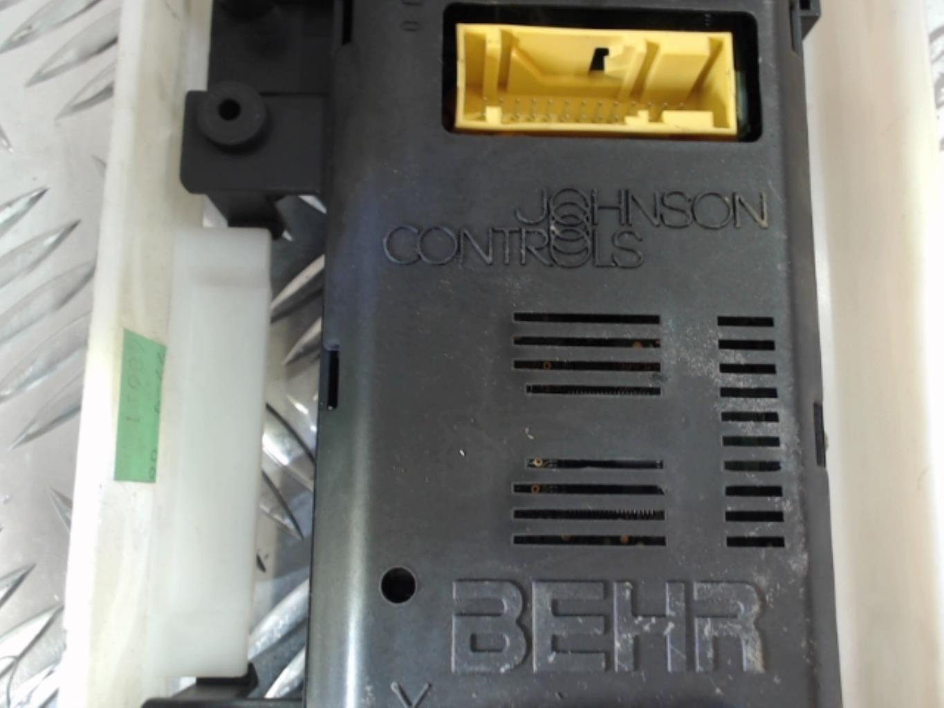 Commande chauffage PEUGEOT 307 PHASE 2 BREAK Diesel - 1