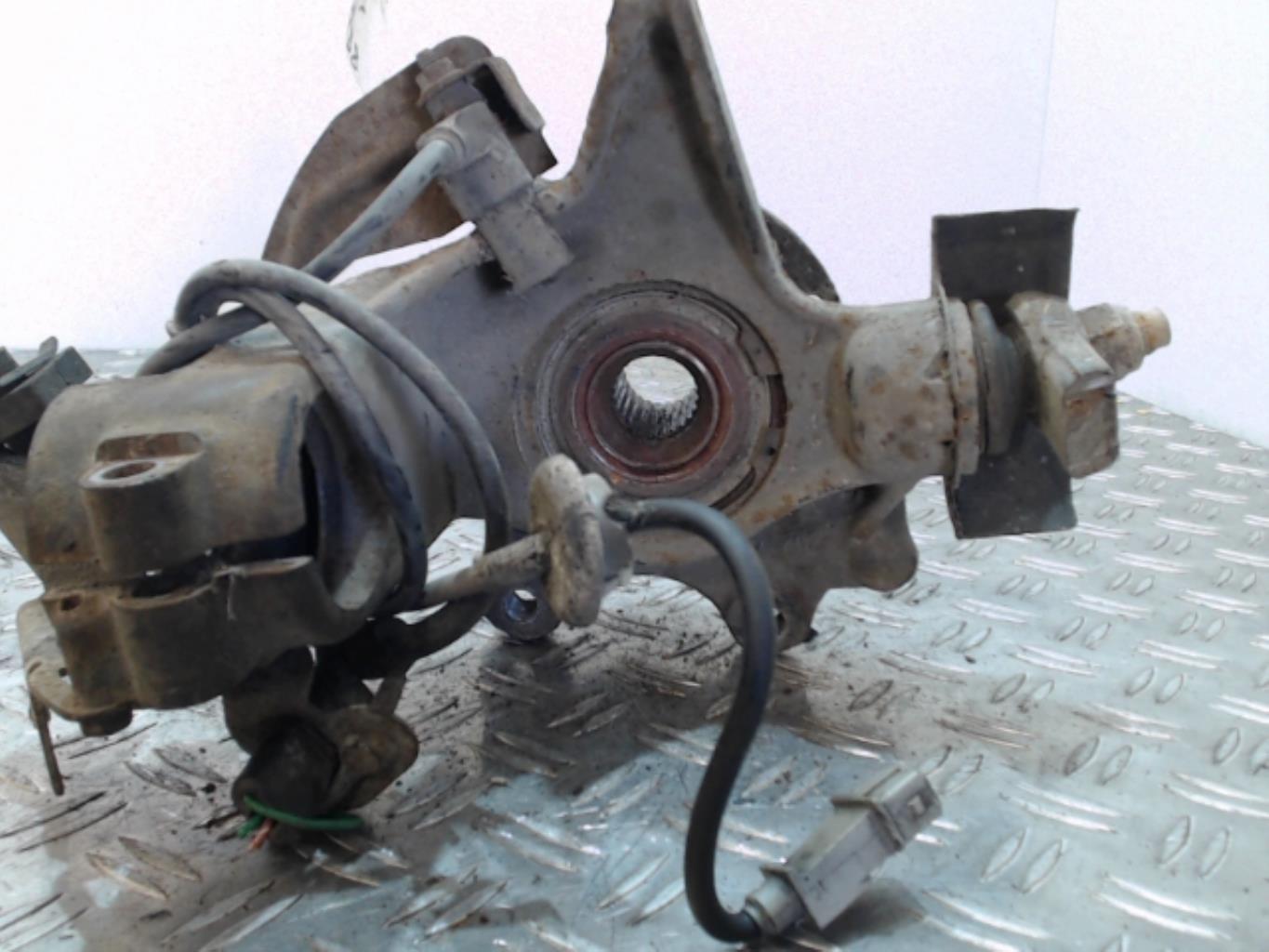 Mozzo anteriore sinistro PEUGEOT 406 COUPE Gasolina - 1