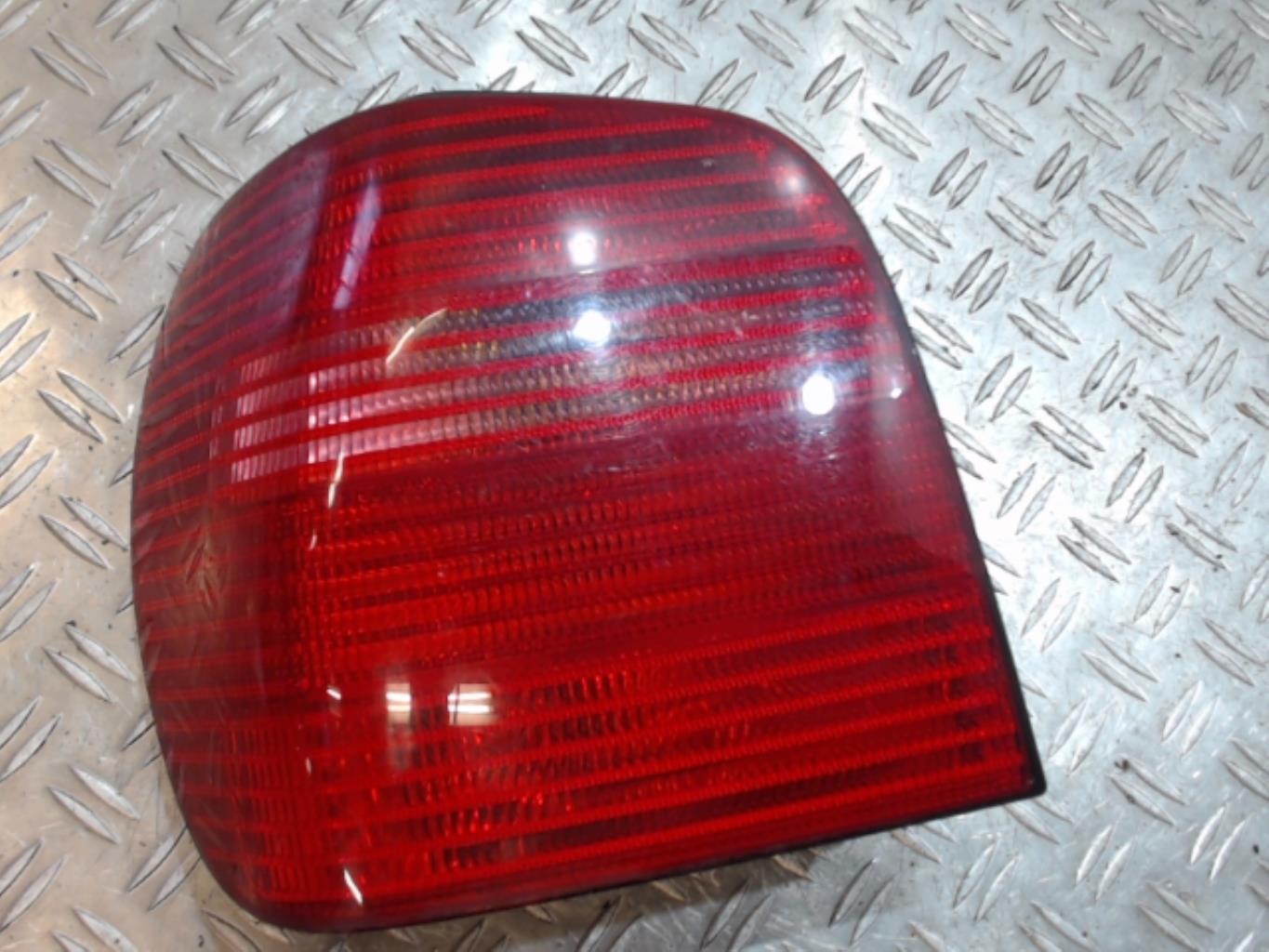 Fanale posteriore principale sinistro (luci) VOLKSWAGEN POLO 3 PHASE 2 Gasolina - 1