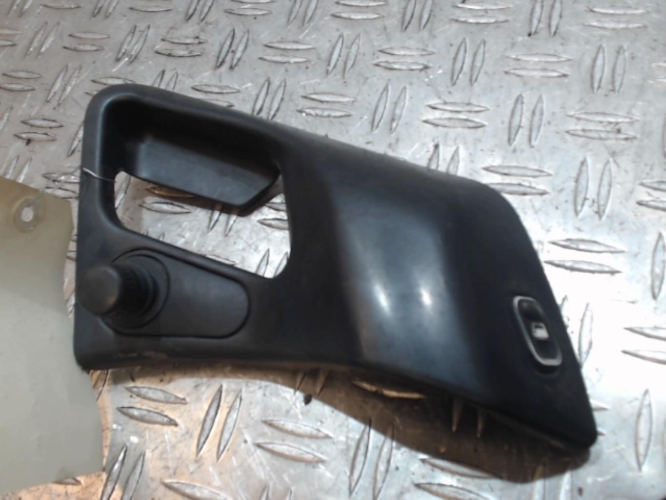 Interruttore lavacristalli anteriore destro CITROEN XANTIA PHASE 1 Diésel - 1