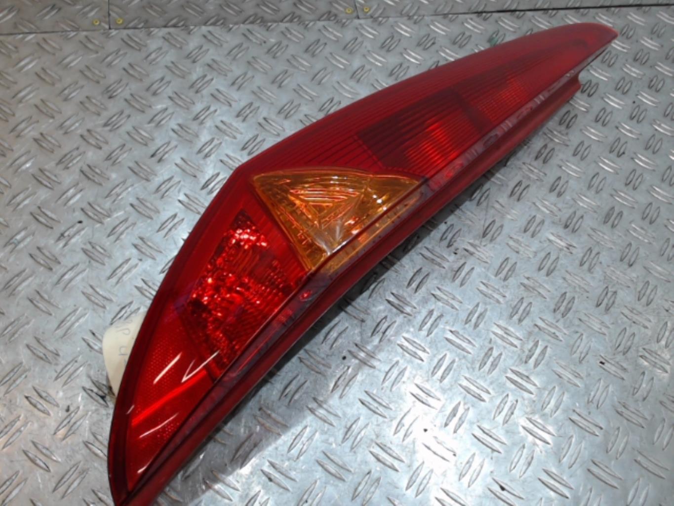 Fanale posteriore principale sinistro (luci) FIAT PUNTO 2 PHASE 1 Diésel - 1