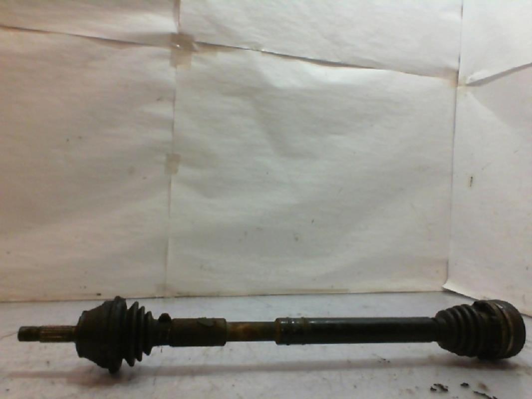 Cardan droit (transmission) VOLKSWAGEN POLO Essence occasion | Opisto