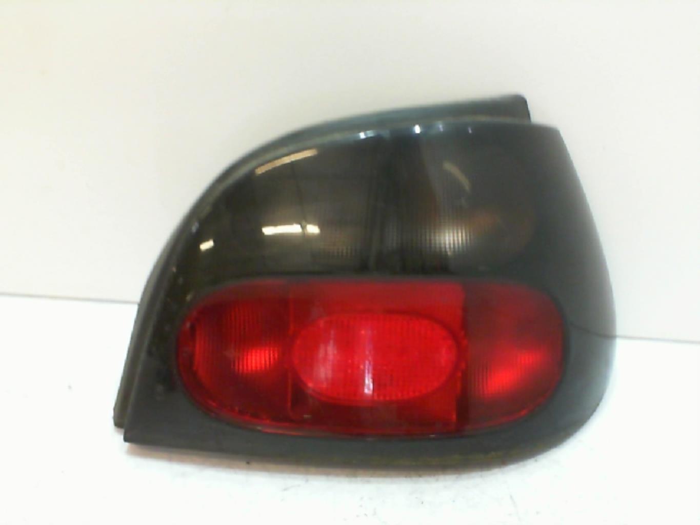 Fanale posteriore principale destro (luci) RENAULT MEGANE 1 PHASE 1 Gasolina - 1
