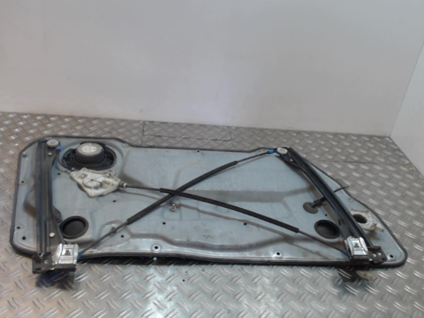 Alzacristalli elettrico anteriore destro SEAT IBIZA 3 PHASE 1 Diésel - 1