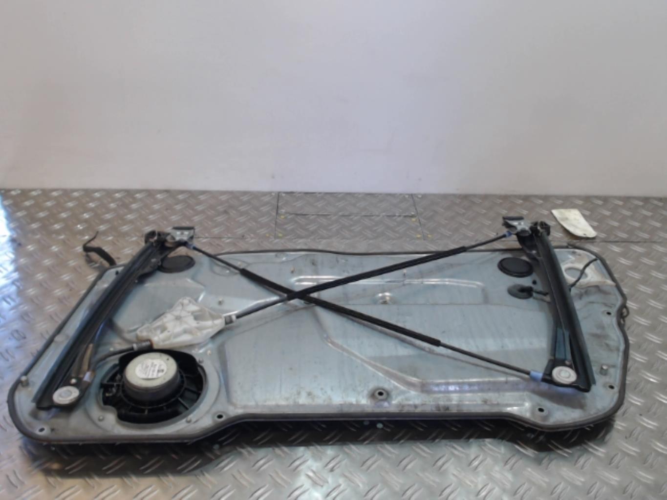 Alzacristalli elettrico anteriore sinistro SEAT IBIZA 3 PHASE 1 Diésel - 1