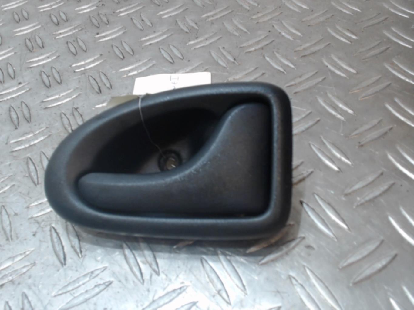 Maniglia interna posteriore destra RENAULT MEGANE 1 PHASE 1 Gasolina - 1