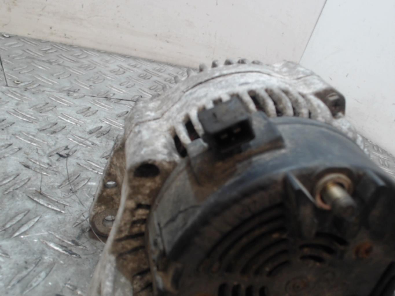 Alternatore VOLKSWAGEN POLO 3 Gasolina - 1