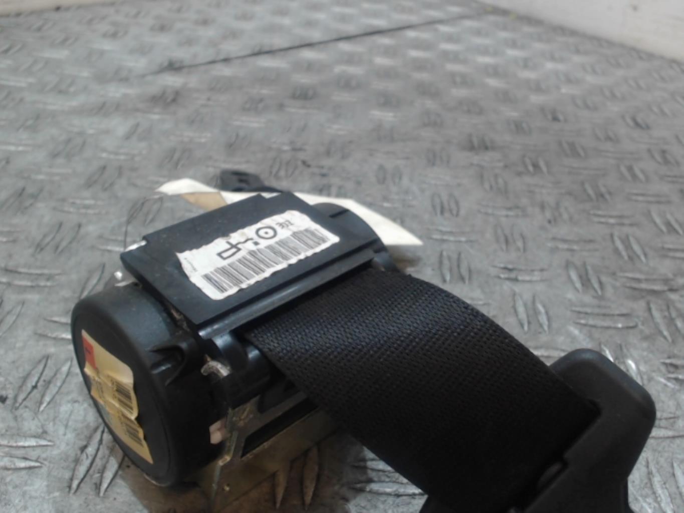 Cintura di sicurezza posteriore sinistra BMW SERIE 1 E87 PHASE 2 Diésel - 1