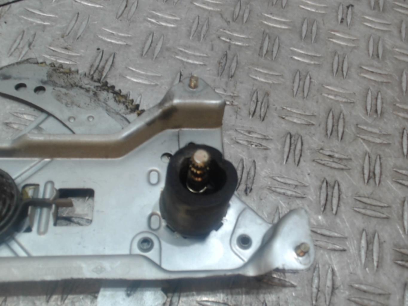 Alzacristalli manuale anteriore destro RENAULT KANGOO 1 PHASE 1 Diésel - 1