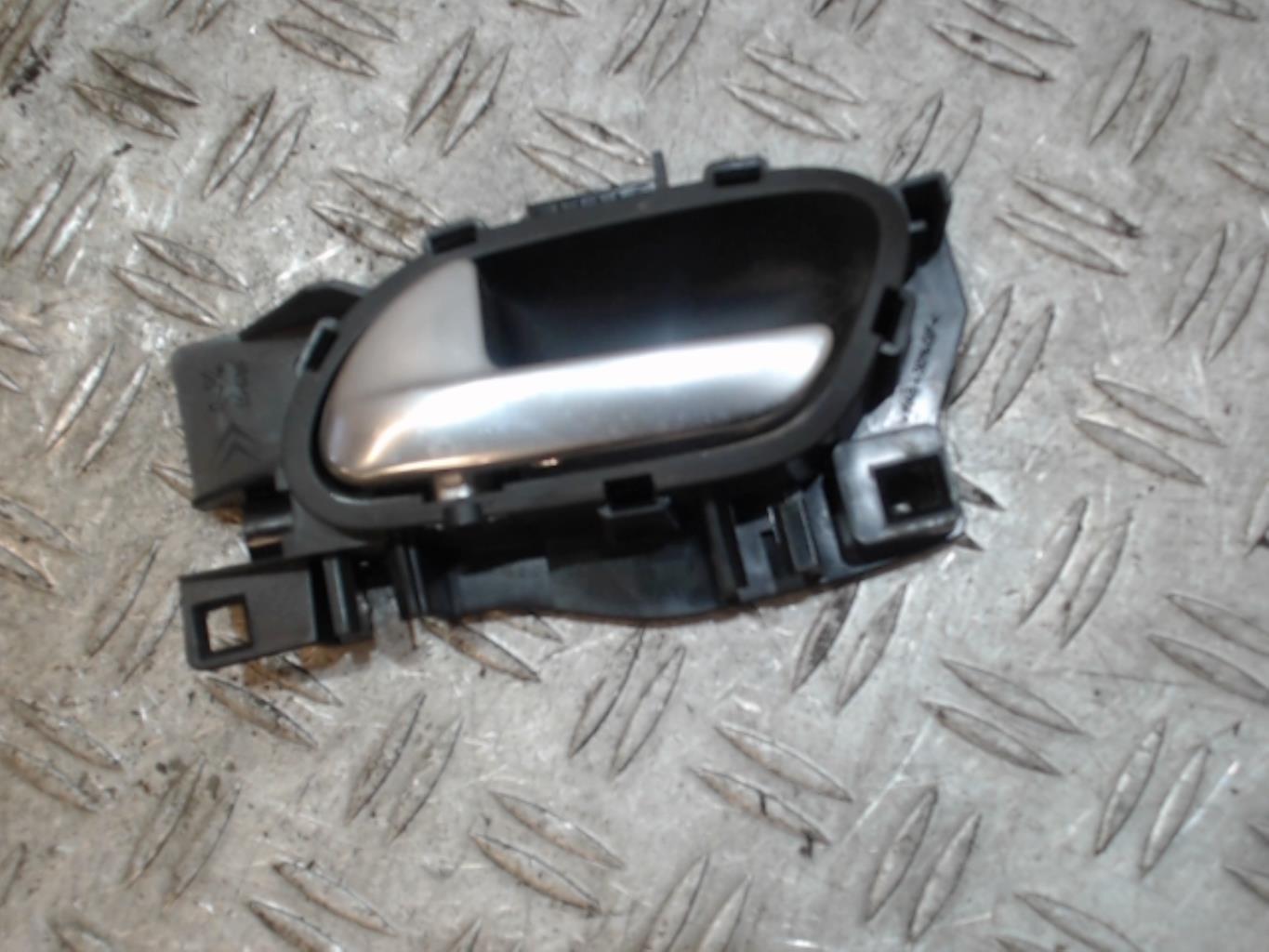Maniglia interna anteriore sinistra PEUGEOT 208 1 PHASE 2 Diésel - 1