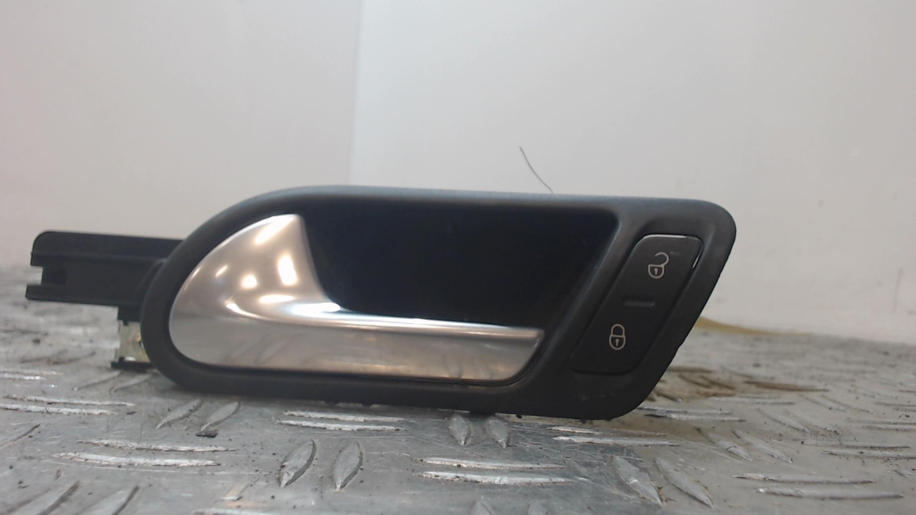Maniglia interna anteriore sinistra VOLKSWAGEN GOLF 5 Diésel - 1