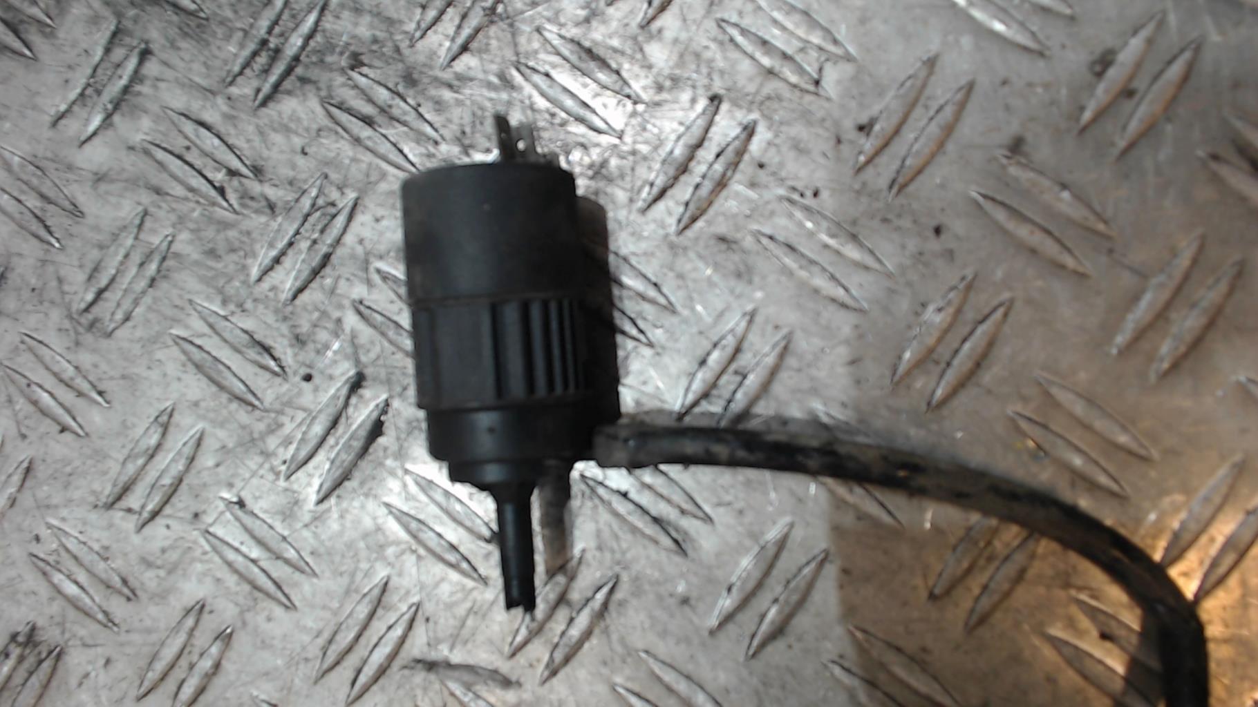 Pompa lavacristalli posteriore MERCEDES VITO FOURGON - BM 638 Diésel - 1