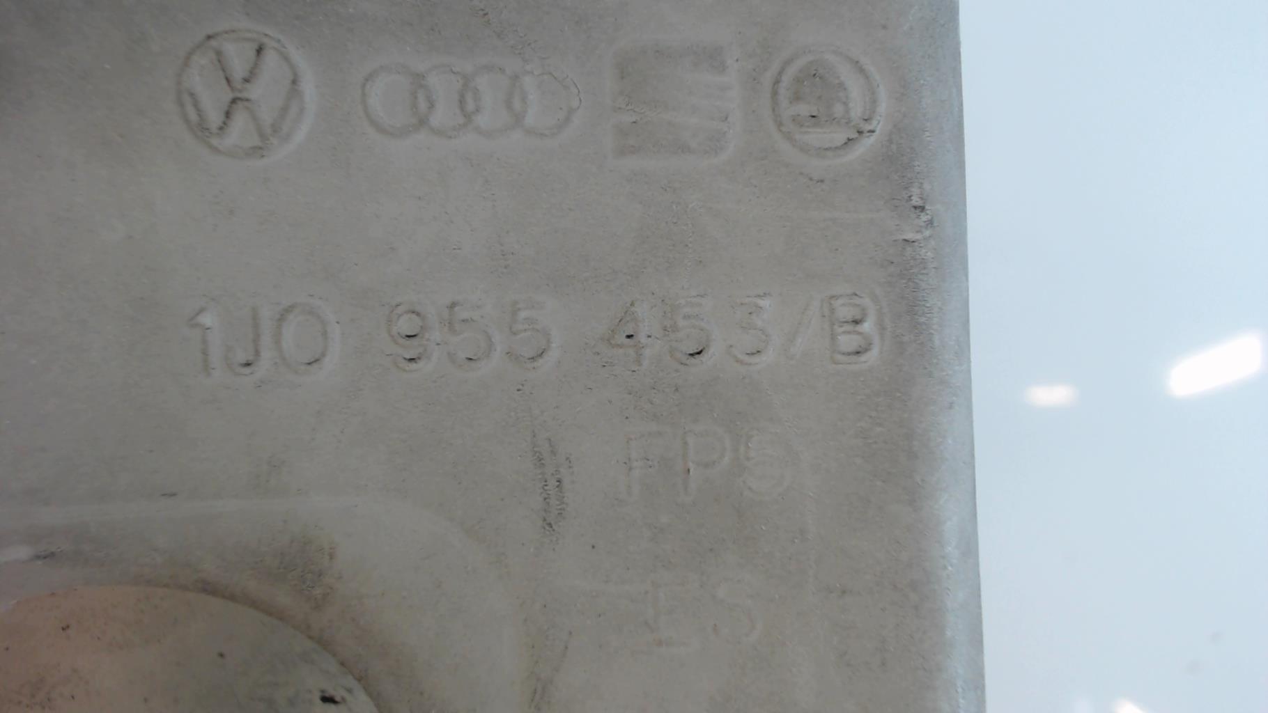Vase de lave glace AUDI A3 1 PHASE 1 Diesel - 1