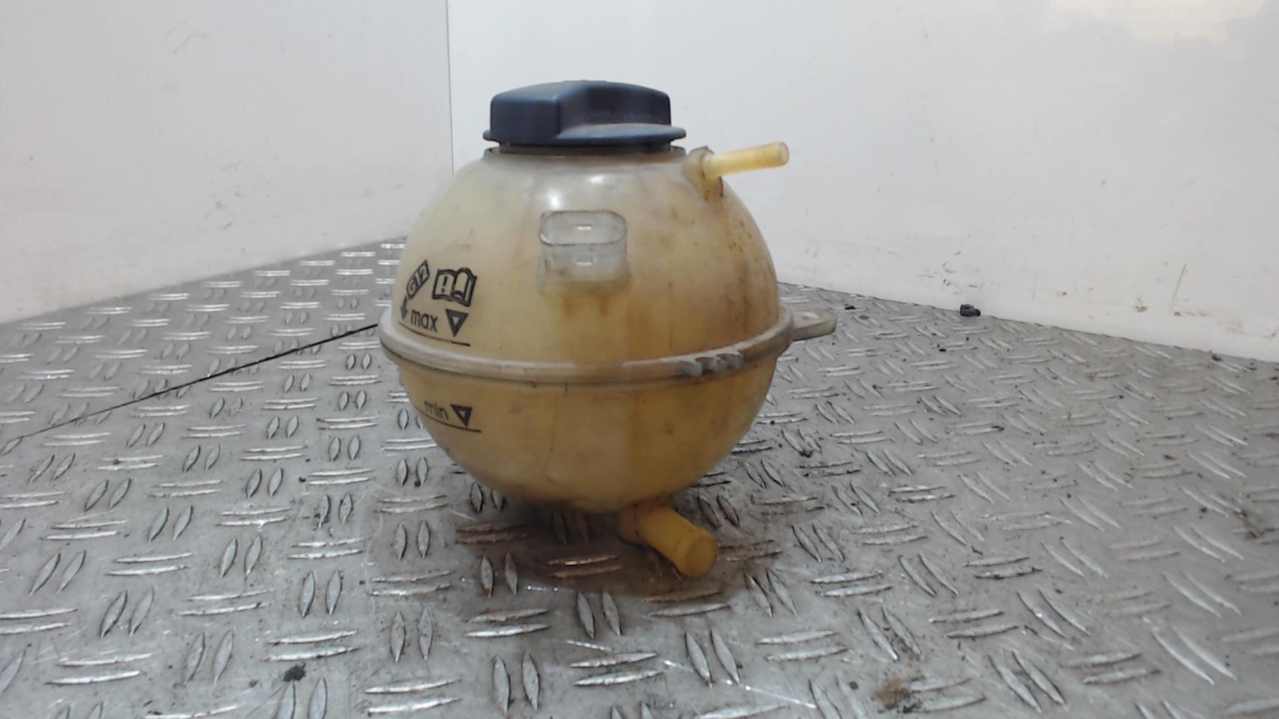 Vase d'expansion AUDI A3 1 PHASE 1 Diesel - 1