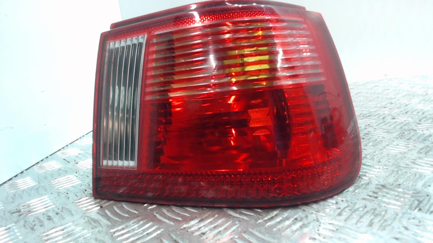 Fanale posteriore principale destro (luci) SEAT IBIZA 2 PHASE 3 Gasolina - 1